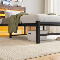 Marco de cama doble con estación de carga y luces LED, plataforma de metal resistente, marco de cama doble de 135 x 190 cm con cabecero de madera con almacenamiento, no necesita - details 14
