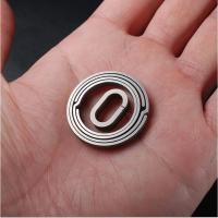 Llaveros de aleación de titanio Real para hombre, colgante de hebilla, llavero de coche superligero, regalo creativo masculino, venta al por mayor - details 9