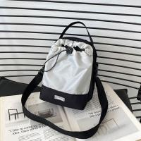 Bolso de hombro con cordón de nailon, bolso cruzado ligero de estilo coreano para mujer, bolso de cubo de gran capacidad con correa ajustable - details 31