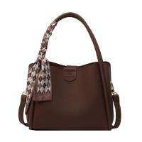 Bolso de mano de cesta de verduras popular de este año para mujer 2025 nuevo bolso de cubo de cuero suave bolso de mensajero de hombro de viajero - details 2
