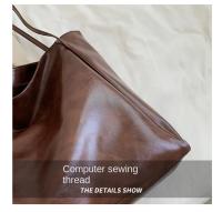 Bolso de mano para mujer, bolsa para axila a la moda, bolso de hombro de cuero Pu suave de gran capacidad, bolso cruzado Retro, bolsos de cubo portátiles informales - details 5