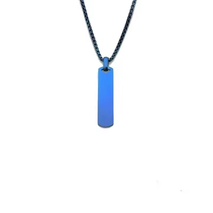Collar de titanio simple de acero inoxidable para hombre, colgante versátil que no se decolora. - 1