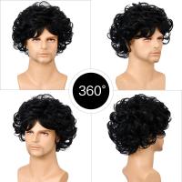 Peluca corta natural marrón de 10 pulgadas, fibra resistente al calor, cosplay retro, peluca sintética ondulada y rizada, cabello esponjoso y atractivo para hombres jóvenes - details 11