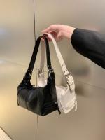 Bolso bandolera de cuero con cremallera, estilo retro europeo y americano, nuevo. - details 1