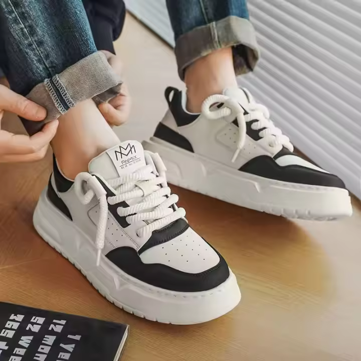 Zapatillas Deportivas de Alta Gama para Hombres Primavera 2025 Zapatos Casuales Transpirables con Suela Gruesa Blanco Versátil con Estilo - 1