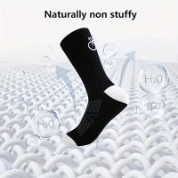 Calcetines de Ciclismo de Secado Rápido para Hombres y Mujeres - Transpirables, Antideslizantes, Duraderos Calcetines Atléticos de Media Pantorrilla para Correr, Baloncesto, Fútbol y Deportes al Aire Libre - details 3