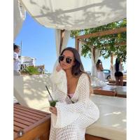 Vestido largo de punto de ganchillo calado para cubrir el bikini en vacaciones en la playa - details 25