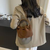 Bolso de Mano de Cuero Sintético Vintage con Cierre de Cremallera Diseño de Cordón con Estilo Ruched Bolso de Lleva Todo el Día para Mujeres Marrón, Rojo, Negro - details 5