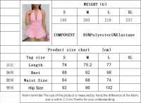 Vestido corto de cuello V profundo de mujer con pecho bajo y barriga delgada - details 0