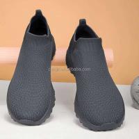Nuevos deportes ultraligeros antideslizantes con suelas de zapatos para hombres, zapatos cómodos de punto para caminar para mujeres a bajo precio para fitness - details 6