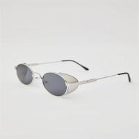 Gafas de sol antiradiación de la marca PULL&BEAR, aptas tanto para hombre como para mujer, gafas de sol estilo punk que protegen contra los rayos UV y proporcionan protección solar. - details 0