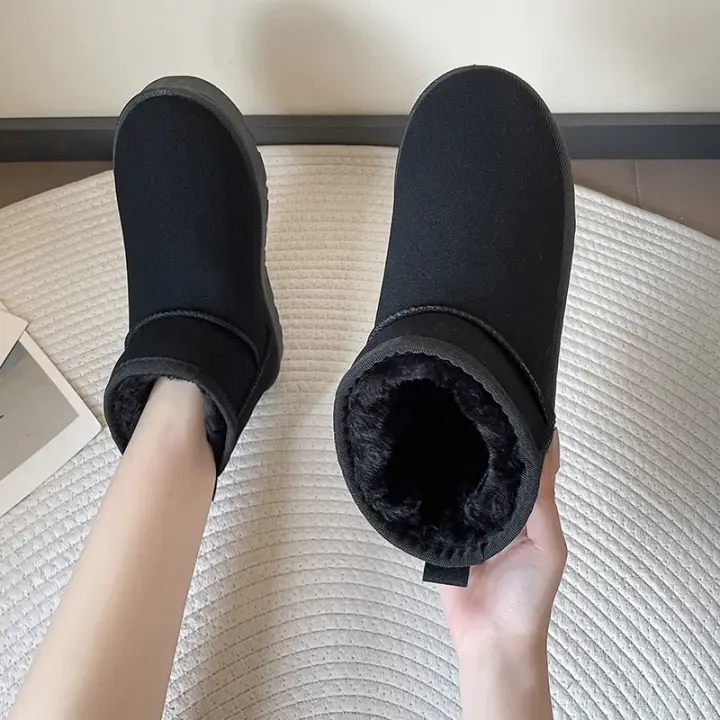 Botas de nieve con plataforma plana para mujer, cálidas e informales, hechas de ante y felpa, zapatos gruesos de moda gótica para invierno 2023 - 1
