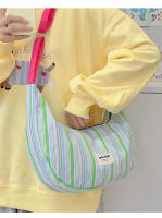 Bolso de mensajero de gran capacidad para estudiantes informales, nuevo bolso de hombro versátil a rayas de color en contraste para mujer, bolso de viaje personalizado tipo dumpling. - details 10