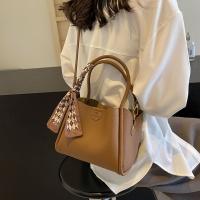 Bolso de mano de cesta de verduras popular de este año para mujer 2025 nuevo bolso de cubo de cuero suave bolso de mensajero de hombro de viajero - details 6