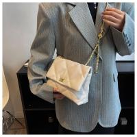 Bolso de cadena de moda con diseño de nicho para mujer 2025 Nuevo bolso cruzado de moda de primavera/verano Bolso cuadrado pequeño de un solo hombro con textura de alta calidad - details 18