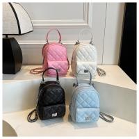 2025 nuevo Xiaoxiangfeng rombo cadena mochila bolsa mujer simple usted portátil pequeña mochila - details 10