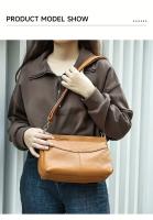 Bolso bandolera de cuero genuino para mujer - Correa ajustable, bolso de hombro extraíble con cierre de cremallera, diseño elegante de color sólido para uso diario, regalo perfecto para mamá, novia o regalo de cumpleaños, lindo bolso bandolera, bolso de m - details 3