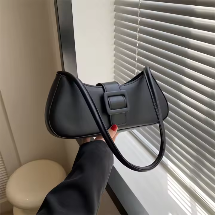 Nuevo bolso de hombro elegante para mujer con hebilla de cinturón moderna, perfecto para desplazamientos diarios, viajes y regreso a casa - 1
