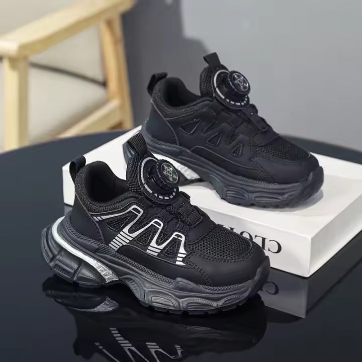 Zapatos deportivos de compañero de clase verano nuevos zapatos para correr al aire libre transpirables de malla única zapatos medianos y grandes para niños y niñas de suela suave para papá - 1