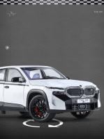 Miniatura de Coche de Aleación XM SUV Modelo de Diecast a Escala 1:24 Juguete de Colección con Sonido y Luz Regalo Perfecto para Niño o Novio - details 6