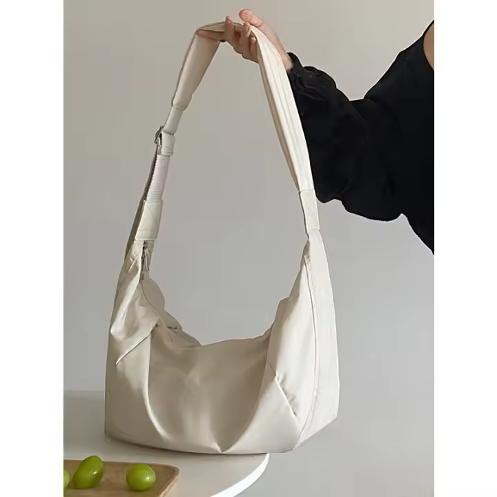 Bolso bandolera mujer otoño e invierno nuevo bolso de bola de masa hervida de gran capacidad abajo algodón simple y versátil bolso de hombro - 1