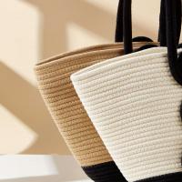 Bolso de Hombro de Paja Hecho a Mano Gran Capacidad, Diseño Elegante con Botones Decorativos - details 2