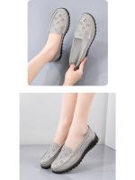 Zapatos de verano 2025 de piel auténtica para madres, para mujeres de mediana edad y mayores, con suela suave, antideslizantes, cómodos, con punta hueca y transpirables. - details 1