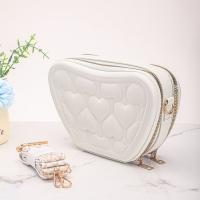 Bolsas de almacenamiento de cosméticos de gran capacidad, bolso de hombro impermeable de cuero PU con forma de corazón, portátil con correa, bolsas de lavado para mujer - details 6