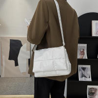 Bolso de hombro de gran capacidad para mujer, bandolera acolchada de diseño de lujo, a la moda, a cuadros, para axila - details 13