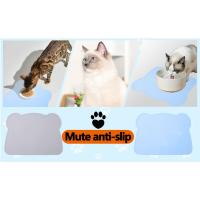 Alfombrilla de comida para gatos