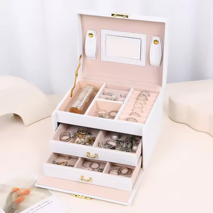 Organizador de joyas para collares, pendientes, pulseras, anillos, organizadores de joyas grandes de cuero PU, joyeros, de mano, joyero de tres niveles con cerradura, cajones, tachuelas, accesorios de joyería, espejo,17x14x13cm - 1