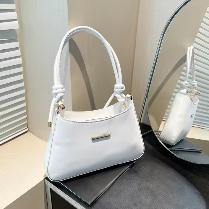 Bolso cuadrado pequeño de mano de alta calidad para mujer, bolso de hombro a la moda, bandolera de comercio exterior, 2025 - 1