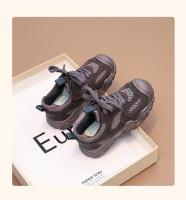Zapatos informales con cordones para niños y niñas, zapatillas deportivas transpirables de malla de aire, antipatadas, a la moda, para correr, color rosa y gris - details 11