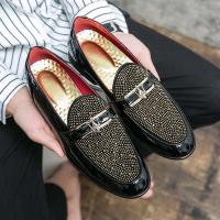2023 nuevo vestido de cuero de moda de estilo italiano para hombres, zapatos casuales de negocios, zapatos puntiagudos de talla grande - details 0