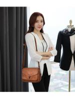 Bolso bandolera de piel de nueva calidad, bolso de hombro de gran capacidad con bolsillo de tres capas, bolso bandolera informal para mujer - details 0