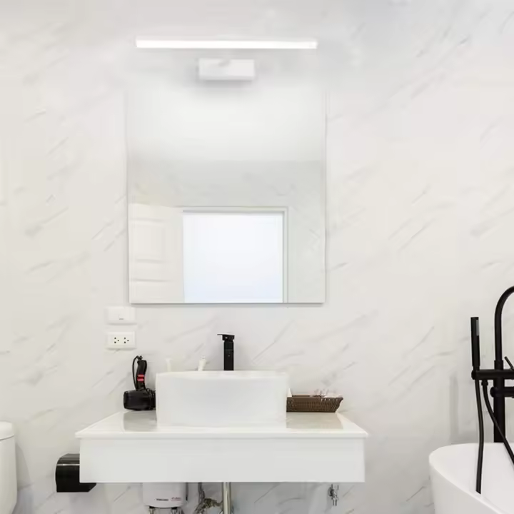 Lámpara LED de Espejo 24W 1170LM Lámpara de espejo Aplique Blanco Frio 5500K Luz natural para Espejo Muebles de Maquillaje Aparato Montado en la Pared, Negro, 80CM - 1