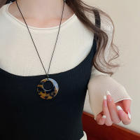Collar Retro para mujer, nuevo nicho coreano, cadena de suéter, moda, otoño e invierno, versátil, collar de sentido premium - details 16