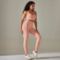 Conjunto de yoga con correas cruzadas en la espalda para mujer, leggings de cintura alta, tres entrenamientos para correr, ropa deportiva sin costuras - details 14