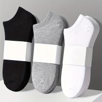 Calcetines de tobillo deportivos versátiles para hombres de primavera y verano, calcetines cortos simples y transpirables de primavera y otoño, calcetines invisibles unisex versátiles para exteriores de otoño e invierno - details 1