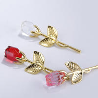 Regalo creativo europeo, varilla de Metal, rosa de cristal, decoración artesanal, regalo de flor simulada para el Día de San Valentín - details 3