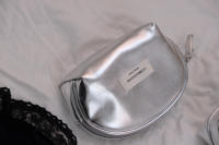 Minimalista Bolsa de Cosméticos de Plata PU Organizador Portátil con Alta Sensación - details 20