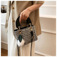 Bolso Cruzado de Moda para Mujer de Alta Gama Primavera-Verano 2025 Bolso de Lana Tendency para Organizadores de Maquillaje y Belleza - details 17