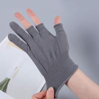 Protección solar para ciclismo al aire libre, guantes de nailon de Color sólido para hombre, guantes antideslizantes con dos dedos para pantalla táctil - details 0