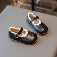 2025 nuevos zapatos planos para niños, zapatos sencillos de cuero de princesa Lolita para niñas, zapatos informales de moda plisados y versátiles para caminar para niños - details 11