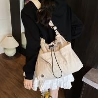 Bolso tipo cubo plisado de estilo coreano con cordón, bolso de hombro de nailon de Color sólido de gran capacidad, bolso cruzado de tela impermeable - details 13