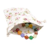 50 bolsas florales de arpillera con cordón, bolsa de regalo de lino, bolsas de joyería, sacos para fiesta de boda de Navidad, 5,3 x 3,9 pulgadas - details 2