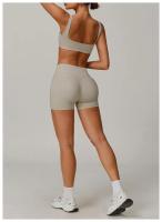 Conjuntos de Yoga de 2 uds., trajes de entrenamiento de realce para mujer, trajes de gimnasio, sujetador corto de cintura alta, pantalones cortos acampanados, trajes para Fitness y correr - details 8