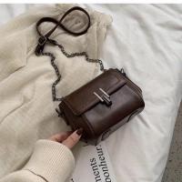 Bolso cruzado vintage para mujer Pequeño cuadrado con cierre de cremallera, correa ajustable, lining de poliéster Perfecto para uso diario, en café marrón, vino rojo, negro - details 11