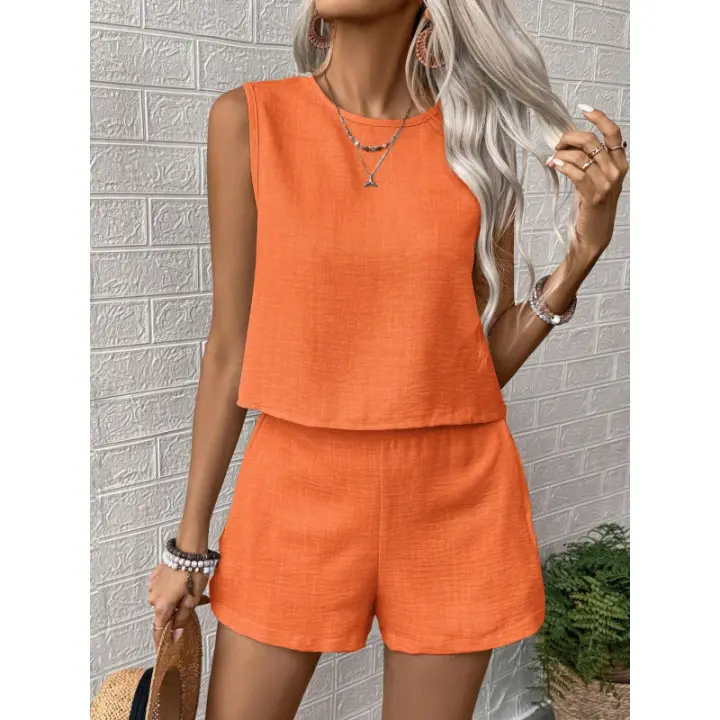 Conjunto casual de dos piezas para mujer, camiseta sin mangas de lino y algodón sólido de color y pantalones cortos. - 1