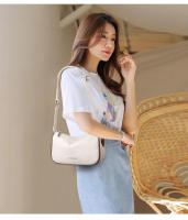 Nuevo estilo genuino para mujer, bolso cruzado de cuero suave a la moda, bolso de almohada de piel de vaca de primera capa - details 3